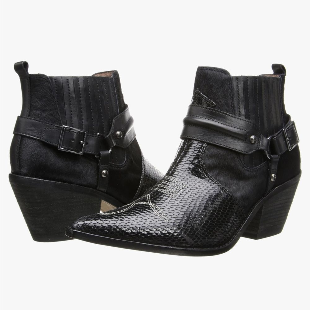 Donald J Pliner Suni Western Boot Women 8.5M Black Snakeskin Calf Hair Harness